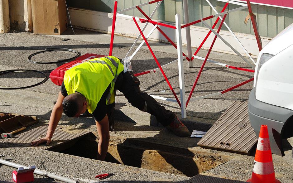 comment déboucher une canalisation de wc Sevran